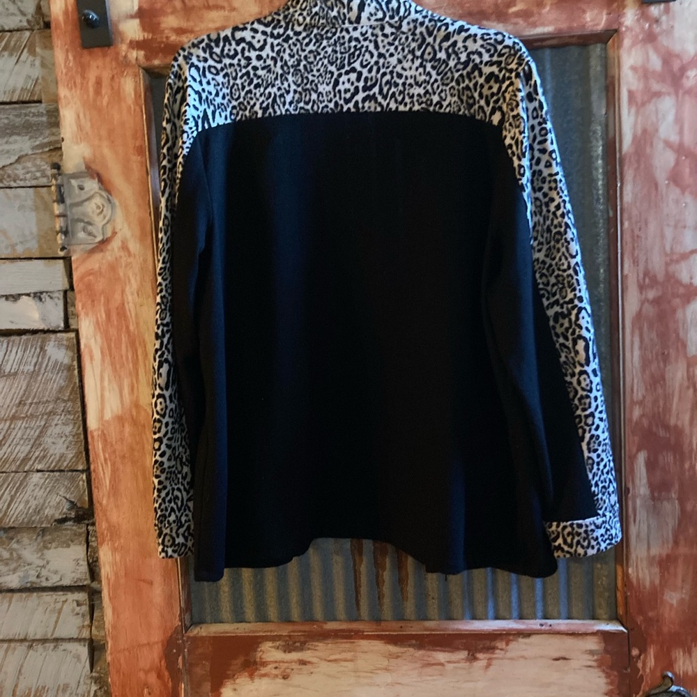 Chicos Weekends Jacket - image 4